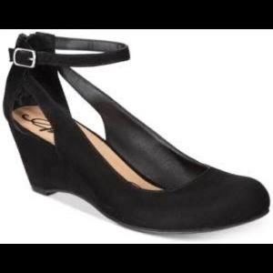 New American Rag Wedges